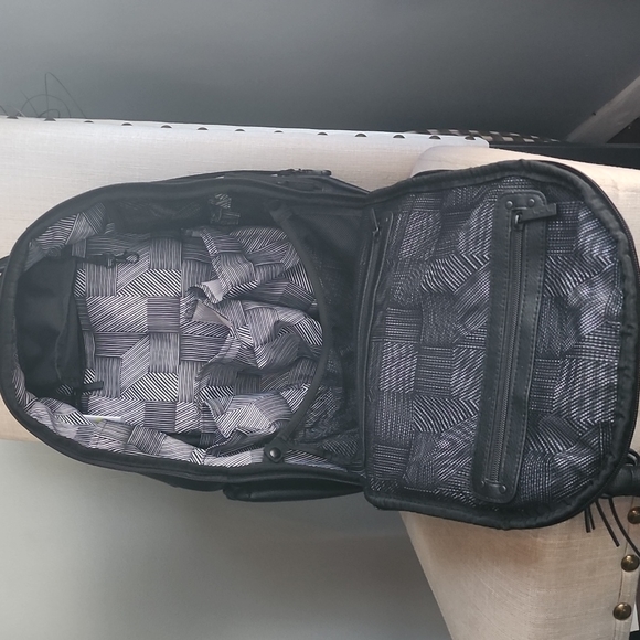 Itzy ritzy boss plus diaper bag - Picture 2 of 6